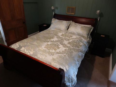 Loughmore House - Accommodation China 12