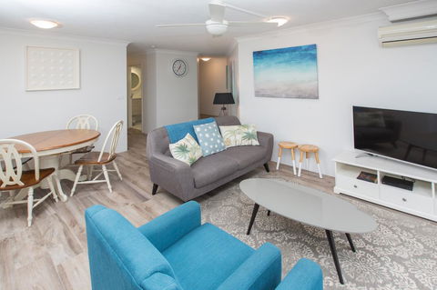 Miami Beachside Holiday Apartments - Accommodation Asia 10