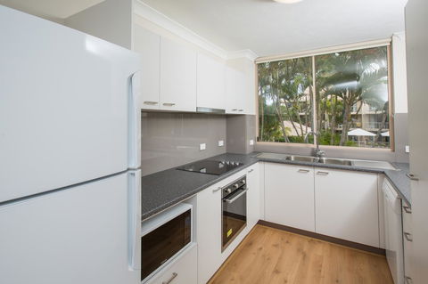 Miami Beachside Holiday Apartments - Accommodation Asia 22