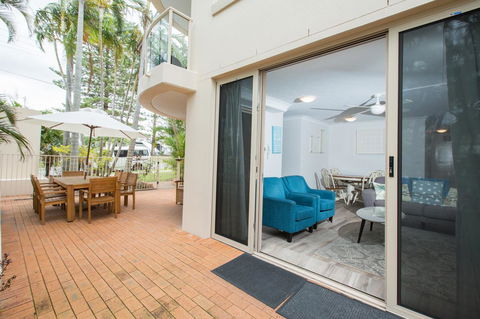 Miami Beachside Holiday Apartments - Accommodation Asia 11