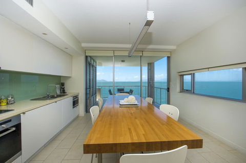 1 Bright Point Apartment 4201 - Accommodation China 2