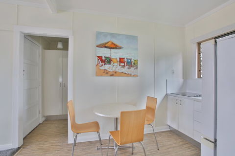 Pale Pacific Holiday Units - Accommodation Guide 22