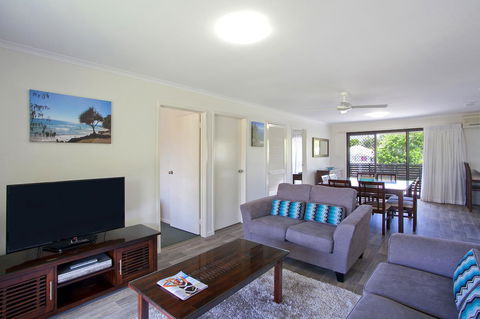 Regency Waterfront Noosa - Accommodation Asia 7