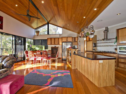 Waters Edge Margaret River Est 2010 - Accommodation Asia 2