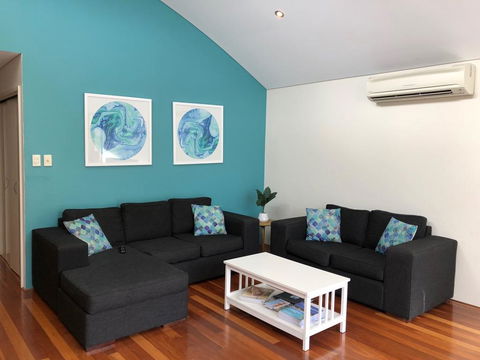 Waves On Fearn - Accommodation Asia 2