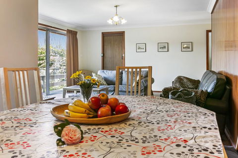 Wentworth Rose - Accommodation Asia 1