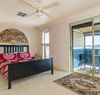 West Lakes Townhouse - Accommodation Asia