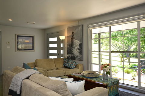 Whispers At Cedar Grove - Accommodation Asia 0