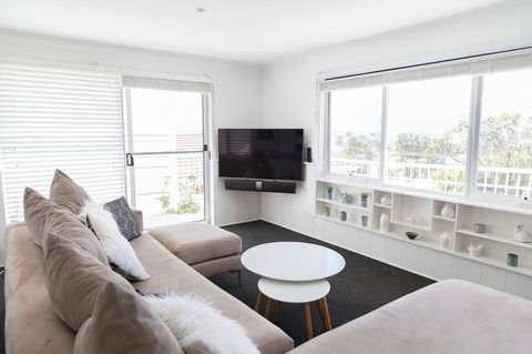 White Beach Cottage - Accommodation Asia 3