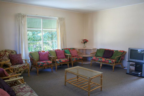 WHITE DOLPHIN, UNIT 5 - Accommodation Asia 2