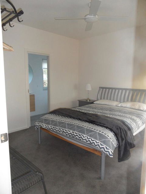 WHITE SHELLS HOLIDAY RENTAL - Accommodation Asia 3