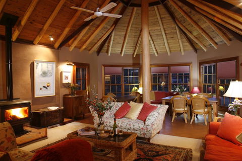 Wildwood Guesthouse - Accommodation Asia 0