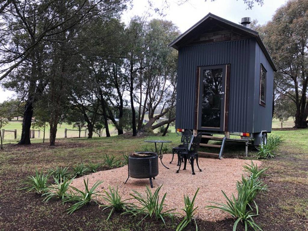 Woodend North VIC Accommodation Asia