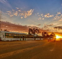 William Creek Camp Ground  Units - Accommodation Guide