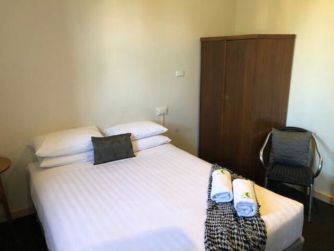 William Farrer Hotel - Accommodation Asia 1