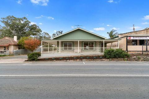 Williamstown Bed And Breakfast - Accommodation Asia 1