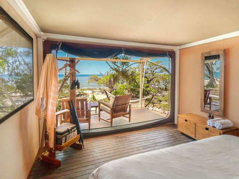 Wilson Island - Accommodation Asia 1