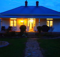 Windsor Cottage - Accommodation Asia