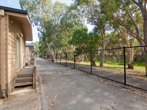 Windsor Gardens Caravan Park - Accommodation Asia 2