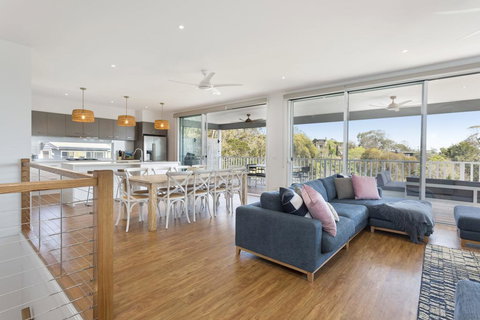 WINDSPRAY - MOUNT MARTHA - Accommodation Guide 1