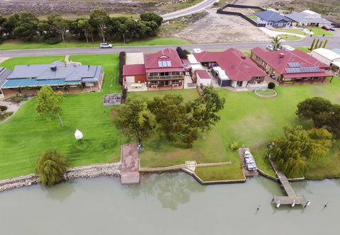 Windy's At Wellington - Accommodation Asia 3