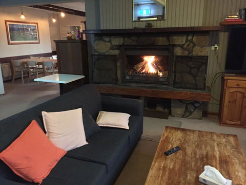 Winterhaus Lodge Thredbo Village - Accommodation Guide 1