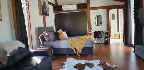 Woodwark Bay Retreat Airlie Beach - Accommodation Asia 0