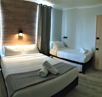 Yamba Central Hotel and Backpackers - Accommodation Guide