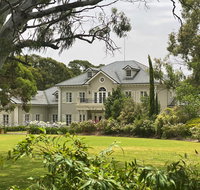 Yatahlia Manor Luxury Homestay - Accommodation Guide
