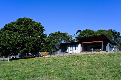 Your Luxury Escape - Carinya Cottages 3 - Accommodation Guide 2