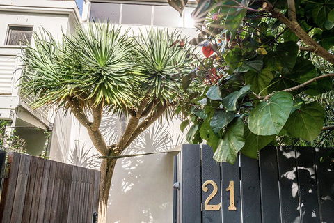 Your Luxury Escape - The Loft - Accommodation Guide 0