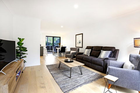 Zen @ Culburra - Pet Friendly - 8 Mins To Beach - Accommodation Asia 1