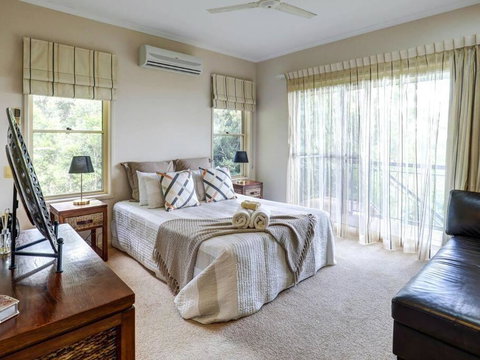 *Casa Al Lago* - Accommodation Guide 2