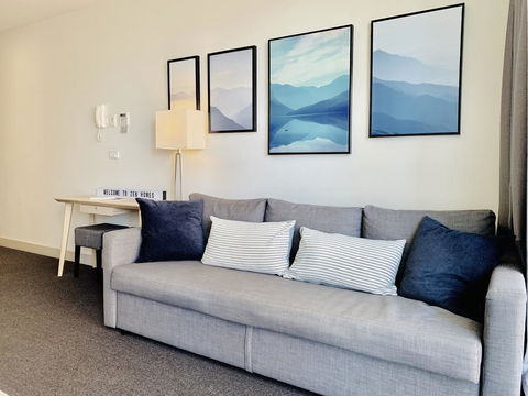 ZEN Homes On Collins - Accommodation Guide 2