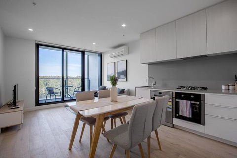 Grey Style, Simple And Cozy Apt@Parkville+Carpark - Accommodation Guide 0
