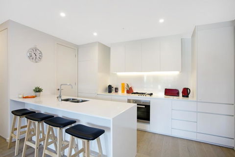 Heart Of St Kilda  Infinity Pool+Parking+WIFI - Accommodation Asia 3