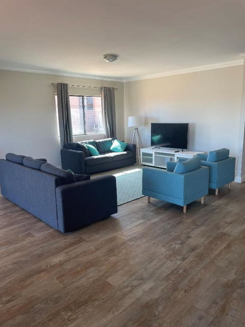 136 Madaffari Drive - Accommodation Guide 1
