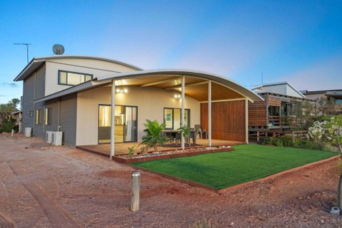 136 Madaffari Drive - Accommodation Guide 0