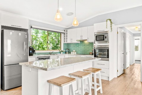 31 Corona Rd - Accommodation Guide 1