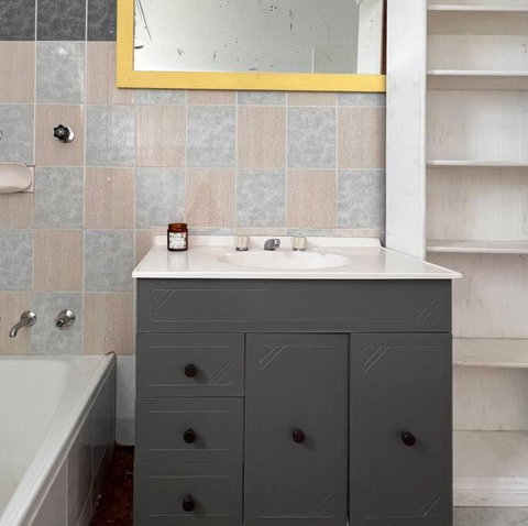 A Delightful Two-bedroom Cottage On Toowoon Bay. - Accommodation Asia 3