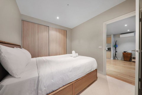 A Flagstaff Gardens Favourite - Accommodation Asia 0