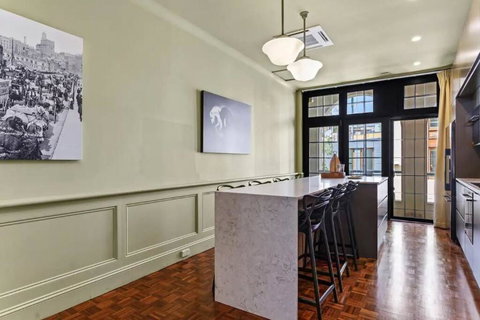 A Luxury Space With Playstation In Darling Harbour - Accommodation Asia 3