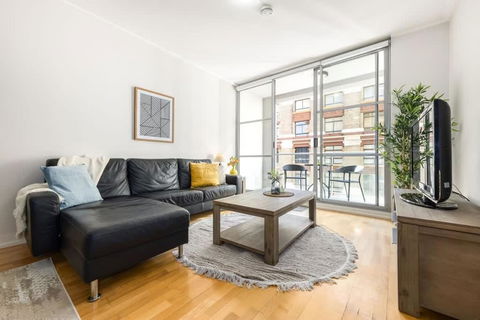 A Modern & Stylish Studio Next To Darling Harbour - Accommodation Guide 0