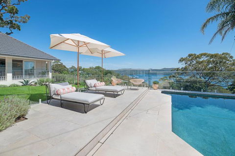 A Slice Of Paradise, Newly Transformed Avalon House With Breathtaking Views - Accommodation Guide 0
