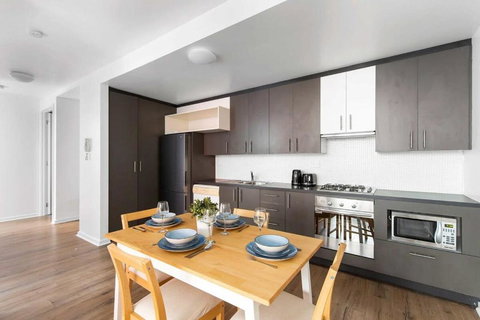 A Spacious 2BR Apt With A Courtyard & FREE Parking - Accommodation China 3