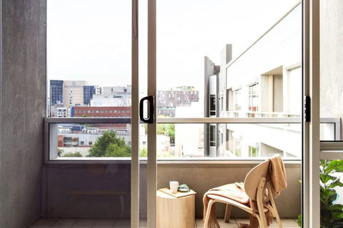 A Stylish 2BR Apt Next To Vic Market FREE Parking - Accommodation Guide 3