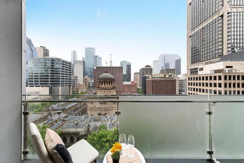 A Stylish Apt For 4 Near Queen Victoria Market - Accommodation Asia 4