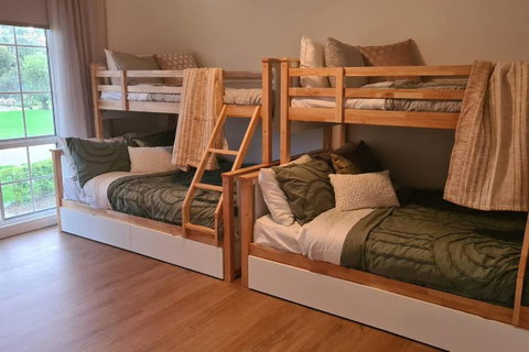 A Wake At Wellington - Accommodation China 1