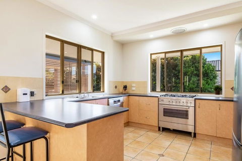 A Wave From It All - Lennox Head - Accommodation Guide 3