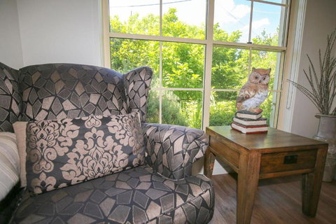 Abbeville In Bright - Accommodation Asia 4